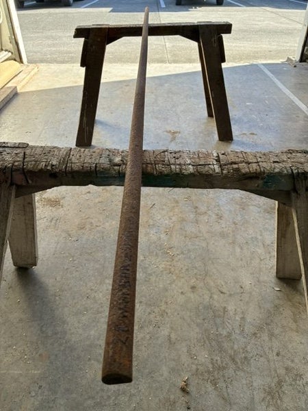 STEEL BAR 28mm 2.51M long. Carousel 2