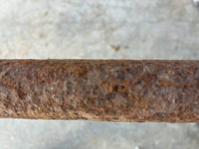 STEEL BAR 28mm 2.51M long. Carousel 4