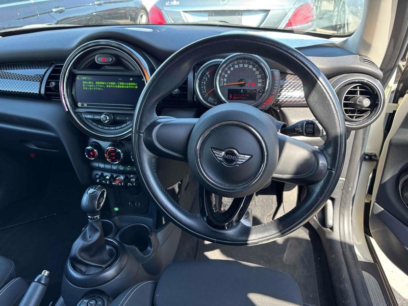 2016 MINI Cooper S 2.0 Turbo - 6-Speed Auto - E...4837762654548992011