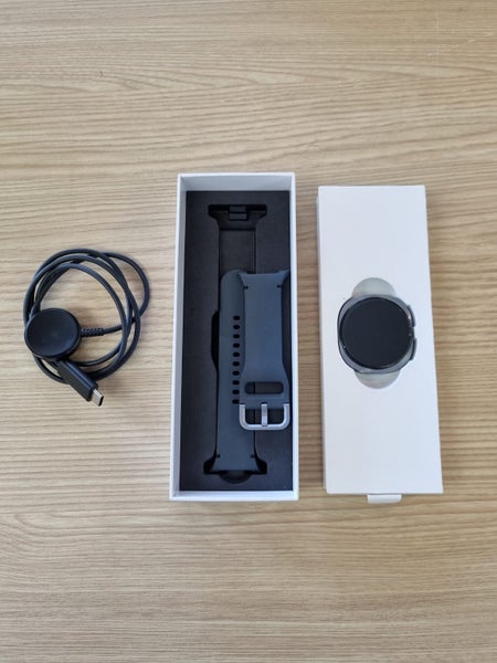 Samsung watch smart galaxy watch8 BT SML320 Carousel 2