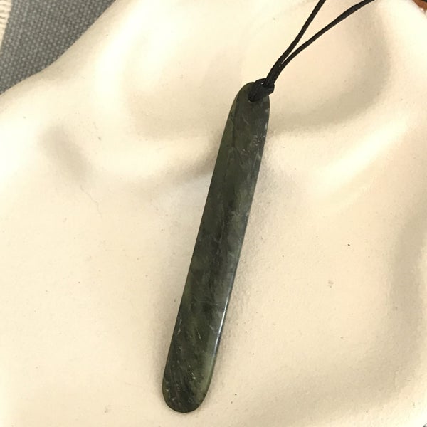 GREENSTONE ROIMATA TEARDROP NEW < $$$1-00 RES > This would make a lovely Gift > Carousel 2