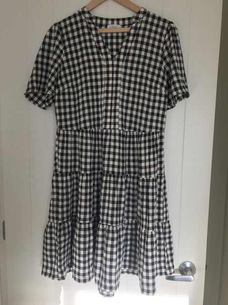 GINGHAM BLACK & WHITE DRESS BY ZEST < $$1-00 RES > Size 12 < BRAND NEW> Carousel 8