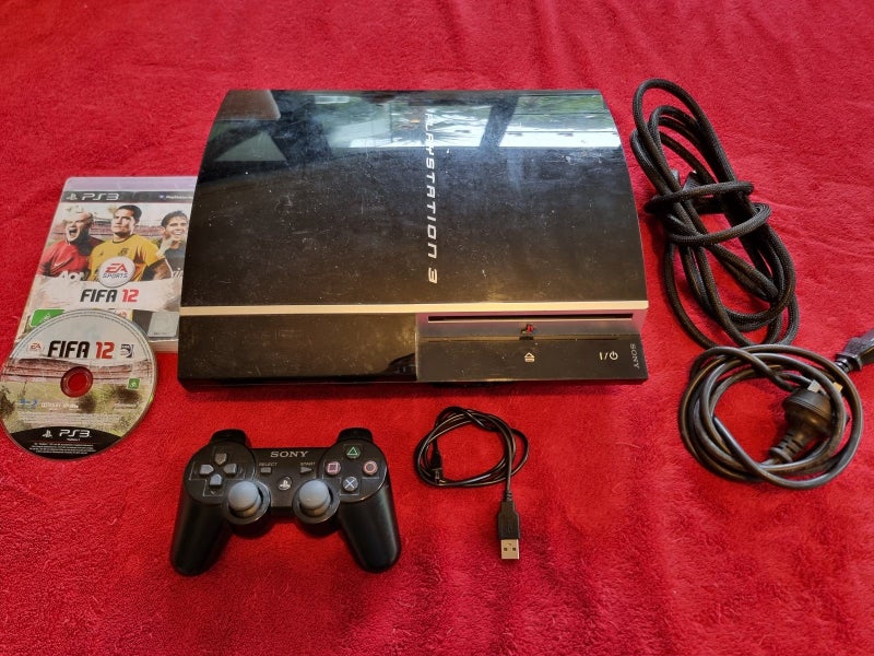 Play Station 3 Console + 1 Controller + Game Carousel 1
