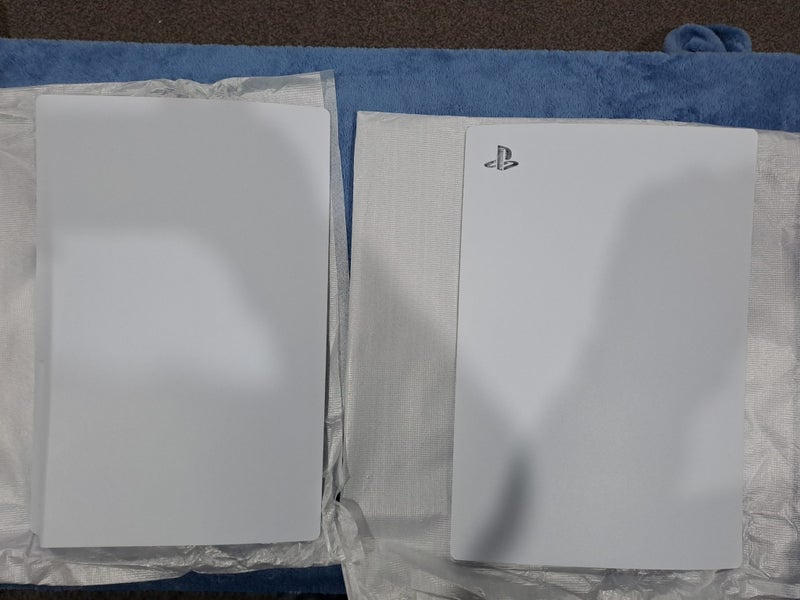 Playstation 5 original Console covers NEW Carousel 8