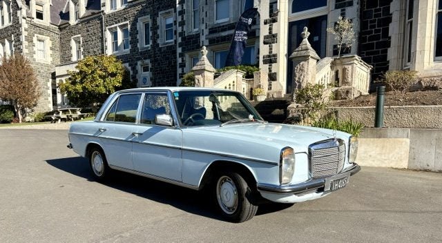1975 Mercedes-Benz SLK 200 W115-200