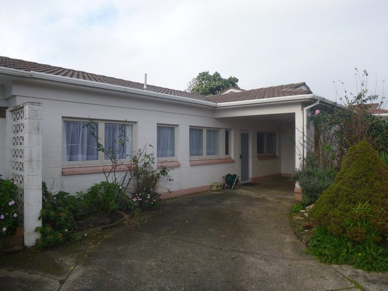 Image 1 of 10