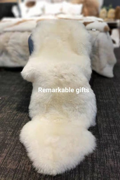 New Zealand Gold Start XLarge Genurin Double Size Sheepskin Rug Carousel 2
