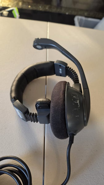 Clear-Com CC-95 Single Muff Intercom Headset478272110094592000