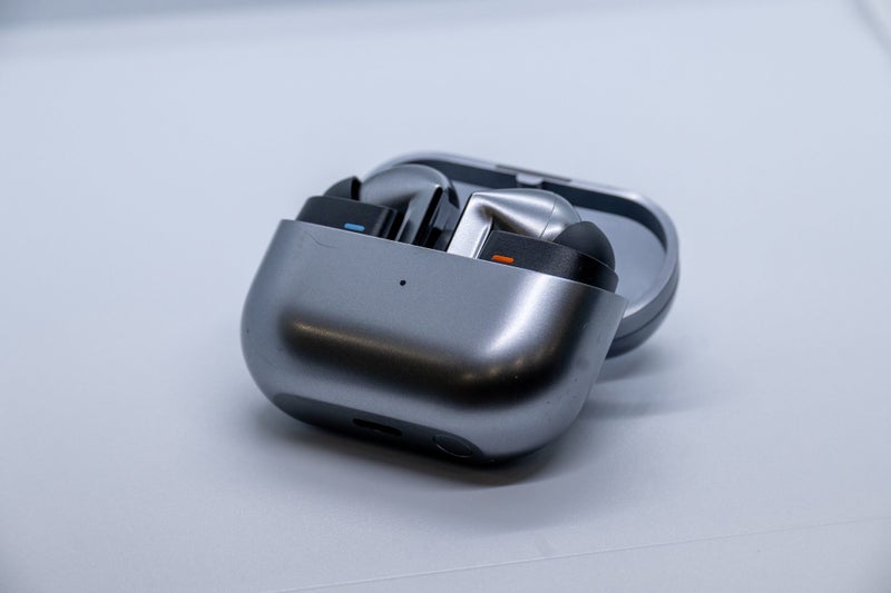 Galaxy Buds 3 Pro Carousel 1