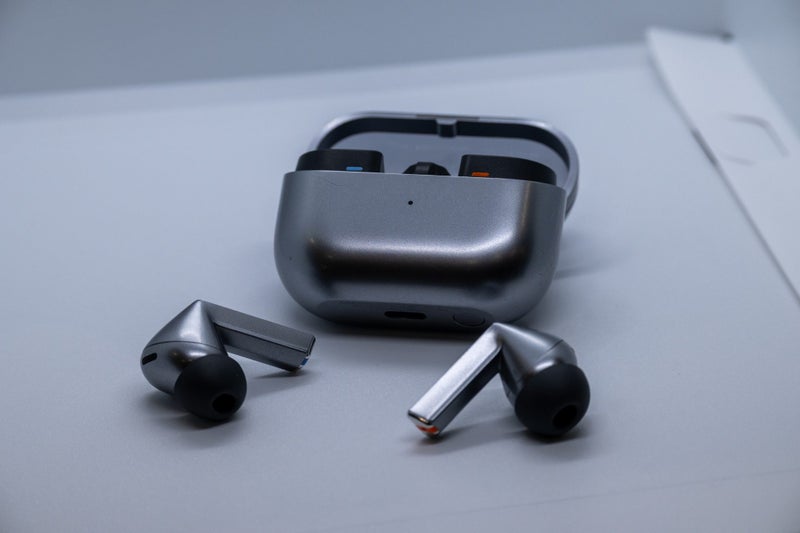 Galaxy Buds 3 Pro Carousel 2
