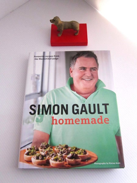 **SIMON GAULT : HOMEMADE (FAVOURITE RECIPES FROM THE MASTERCHEF JUDGE) Carousel 1