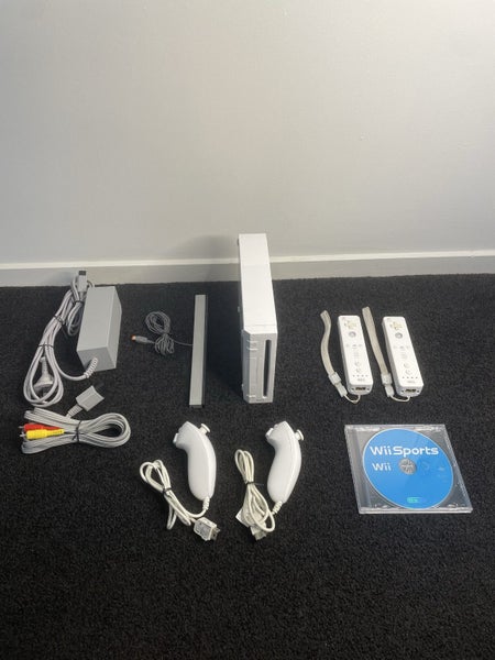 Nintendo Wii Console Bundle! Wii Sports + 2x Controllers Good Condition! Carousel 1