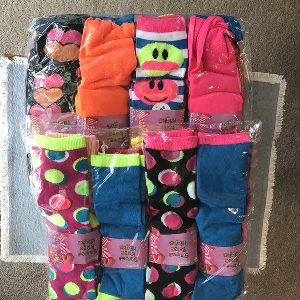 16 PAIRS BRAND NEW KNEE HIGH COTTON SOCKS ## $$$1-00 RESERVE ## BARGAIN ##%%% Carousel 1