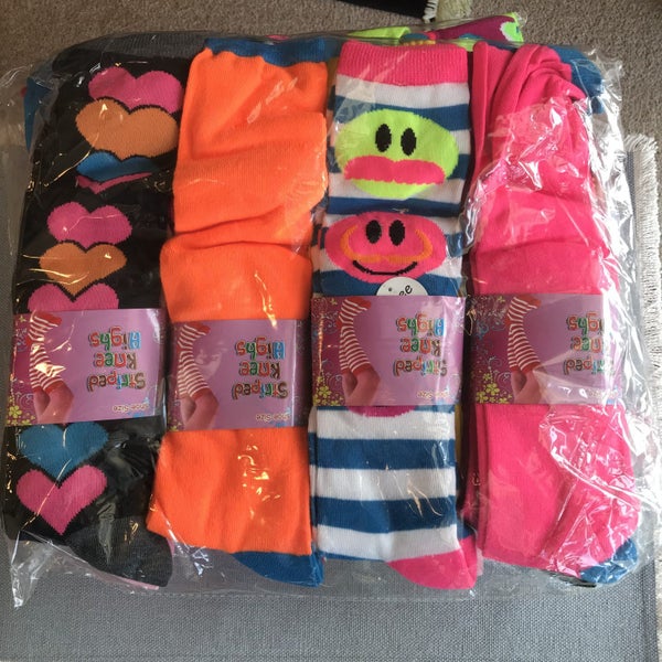 16 PAIRS BRAND NEW KNEE HIGH COTTON SOCKS ## $$$1-00 RESERVE ## BARGAIN ##%%% Carousel 6