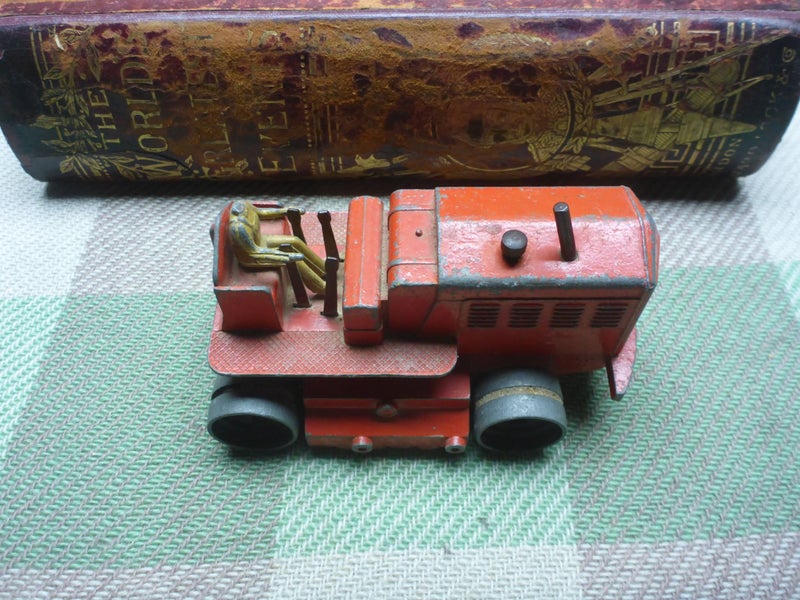 Vintage Dinky Supertoys Diecast Toy No. 563/963 Blaw Knox Heavy Tractor Die Cast Carousel 2
