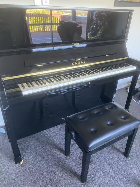 KAWAI K500 ACOUSTIC PIANO with 9 years of warranty remaining Carousel 1