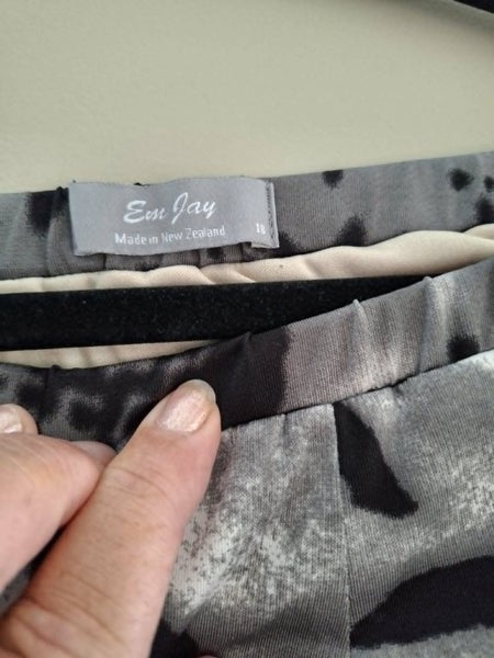 Vintage EM Jay stretch A line skirt Made in NZ size 18 Carousel 2