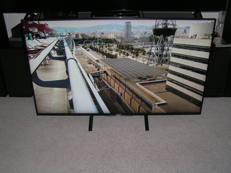 SONY 55 " FREEVIEW TELEVISION Carousel 1