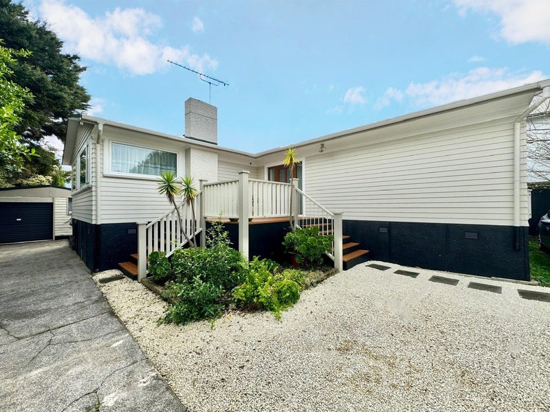 Image 1 of 25