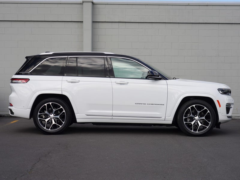 2024 Jeep Grand Cherokee Summit 4xe 2.0T 8A PHEV, photo 3