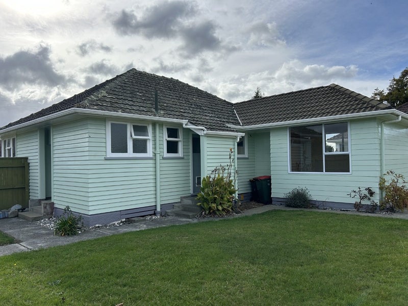 Image 1 of 8