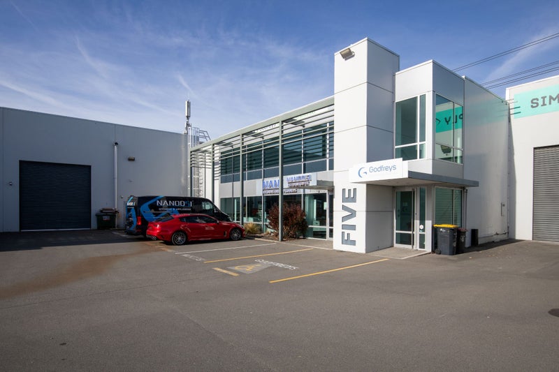 Image 1 of 40