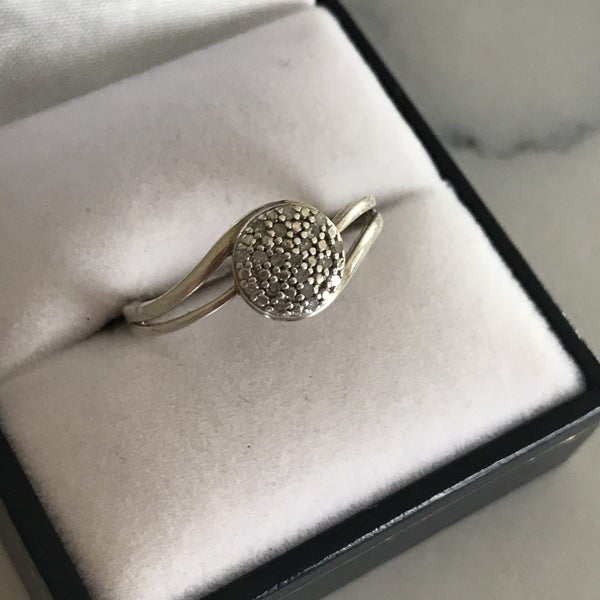 STERLING SILVER DIAMOND RING < $$1-00 RES > ARE YOU READY > Don’t Be Shy Now > Carousel 9