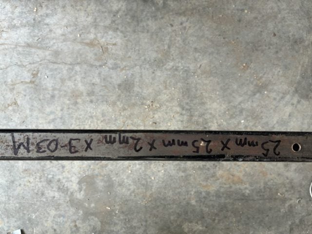 STEEL approximately 25mm x 25mm 2mm x 3.03M long. Carousel 1