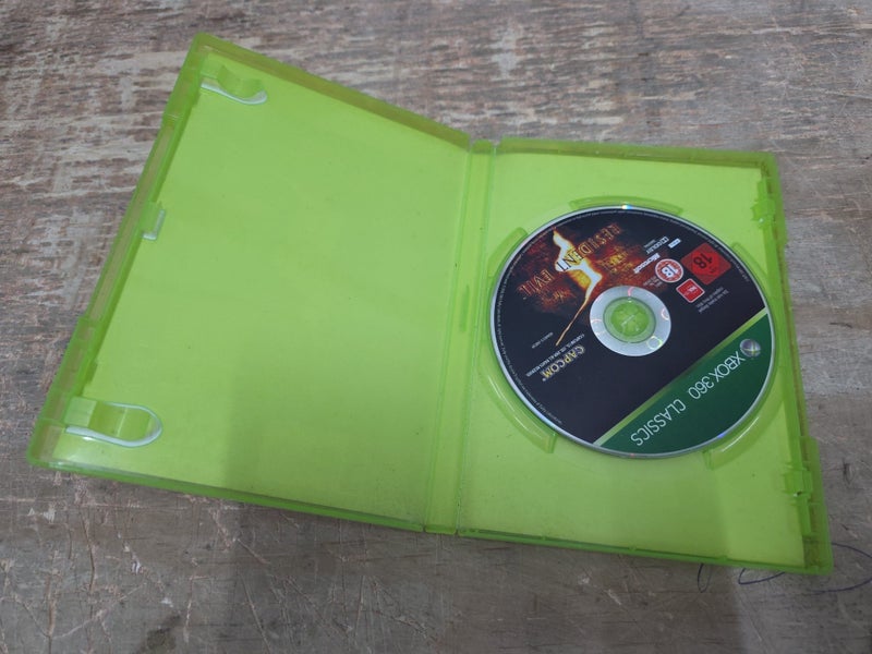 Resident Evil 5 – Xbox 360 Classics Carousel 3