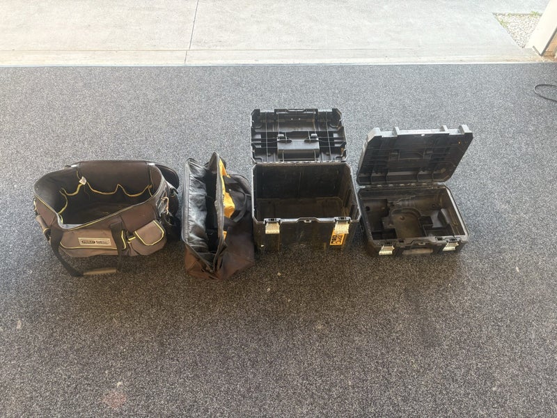 $1 reserve **Dewalt Boxes/Bags** Carousel 2