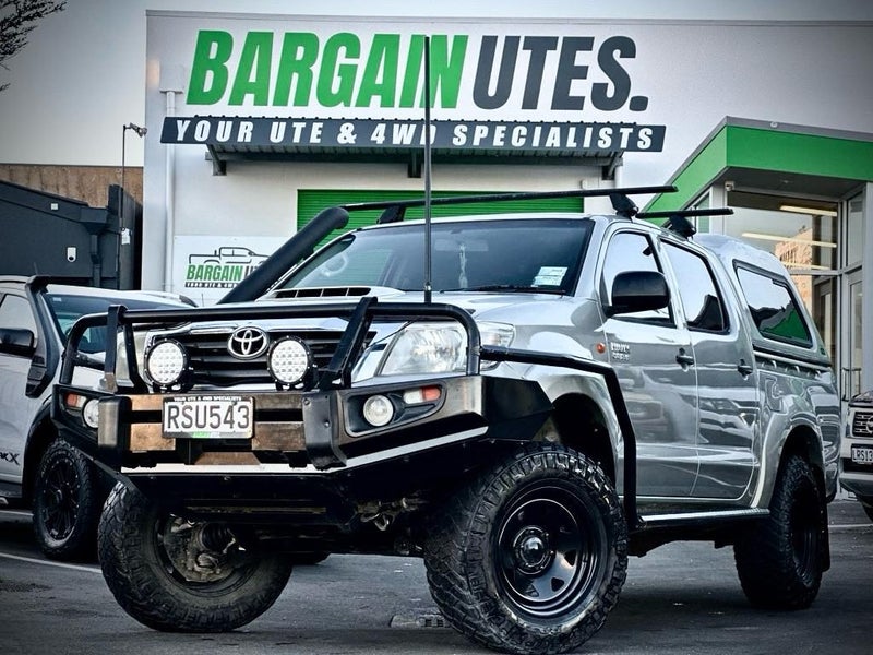 2013 Toyota Hilux 4WD 3.0TD DC UTE 5M