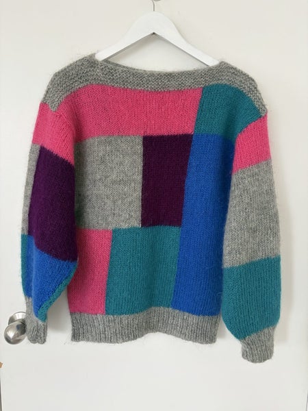 Hand knitted pure wool/mohair jersey size M Carousel 1
