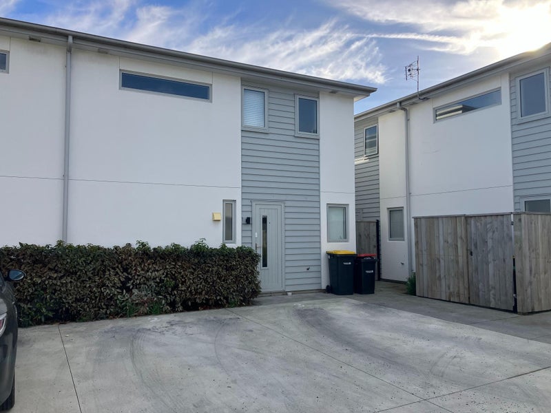Image 1 of 11