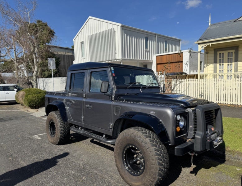 2014 Land Rover Defender 110 Pick Up
