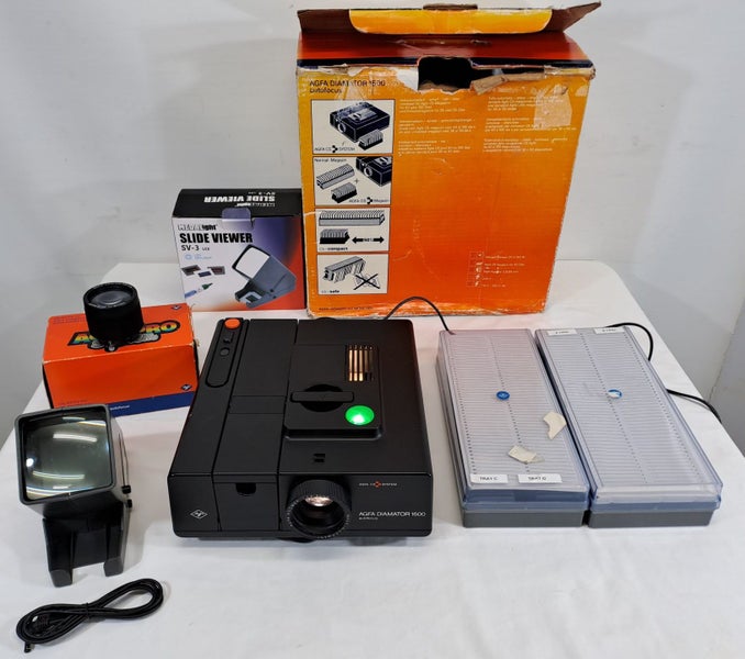 Afga Diamator 1500 Autofocus Slide Projector and Accessories Carousel 1