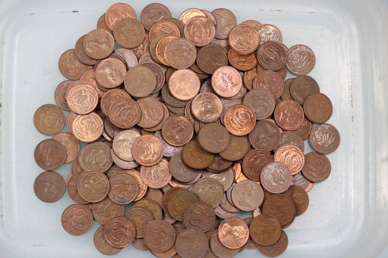 NEW ZEALAND TWO CENT COINS 1 KG UNSORTED AVERAGE OR BETTER CONDITION Carousel 1