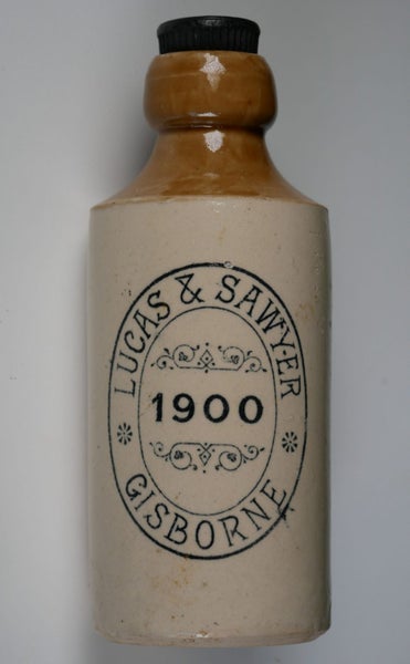 Hawke's Bay (Gisborne) Lucas & Sawyer Antique Two Tone Ginger Beer Bottle Carousel 1