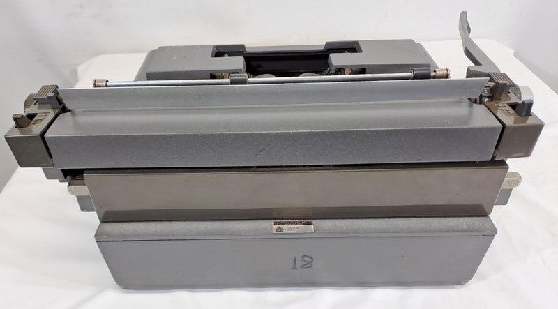 Vintage Olivetti Lina 98 Typewriter Carousel 5