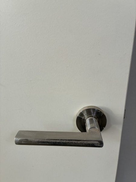 DOOR #6 808mm x 1.980M. Carousel 2