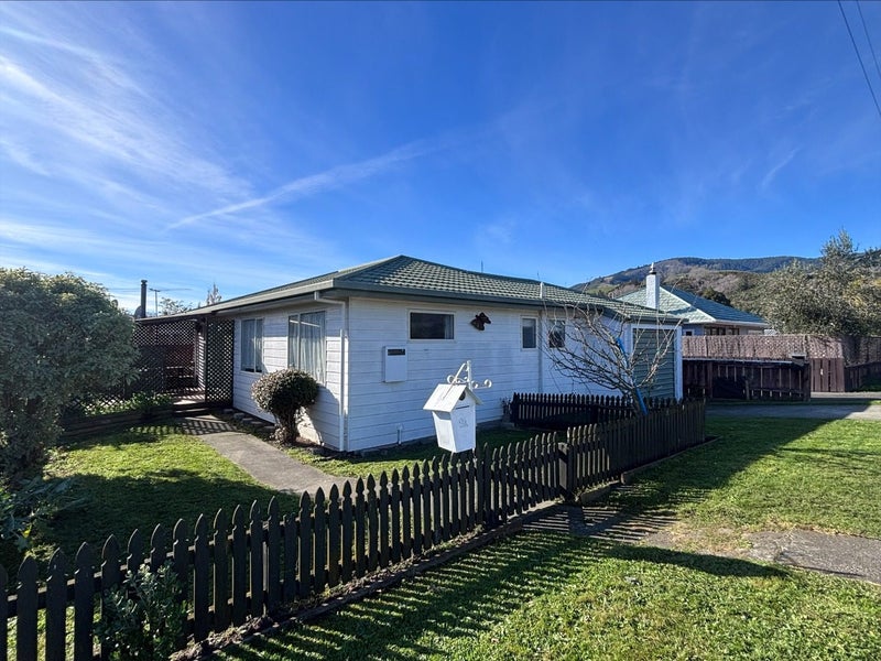 Stoke, 2 bedrooms
