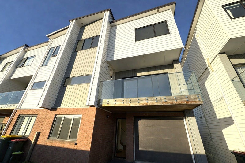 Image 1 of 11