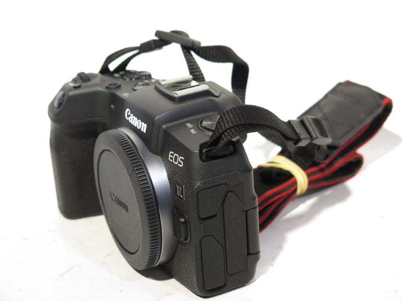 Canon EOS RP Mirrorless Camera Body Only shutter count =1000 Carousel 2