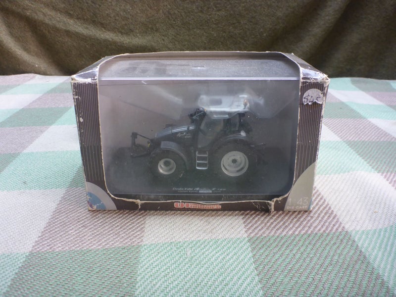Boxed 1/43 Universal Hobbies Diecast Model Deutz-Fahr Agrotron K120 Tractor Carousel 1