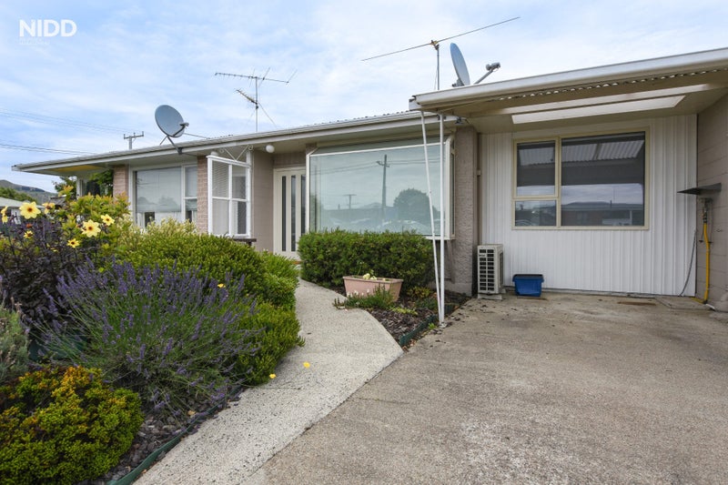 Image 1 of 8