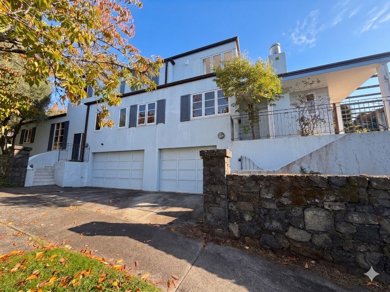 Image 1 of 20