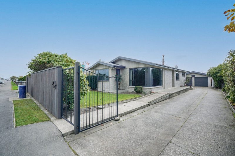 Image 1 of 20