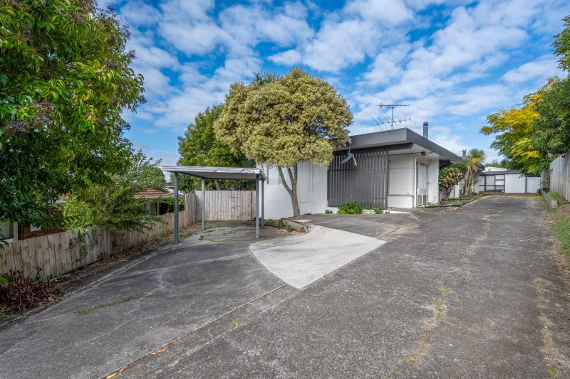 MORTGAGEE AUCTION - 1/8 Wilbur Place