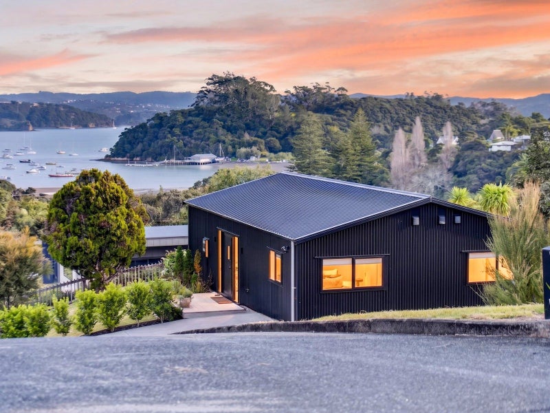 Modern and majestic overlooking Matauwhi Bay