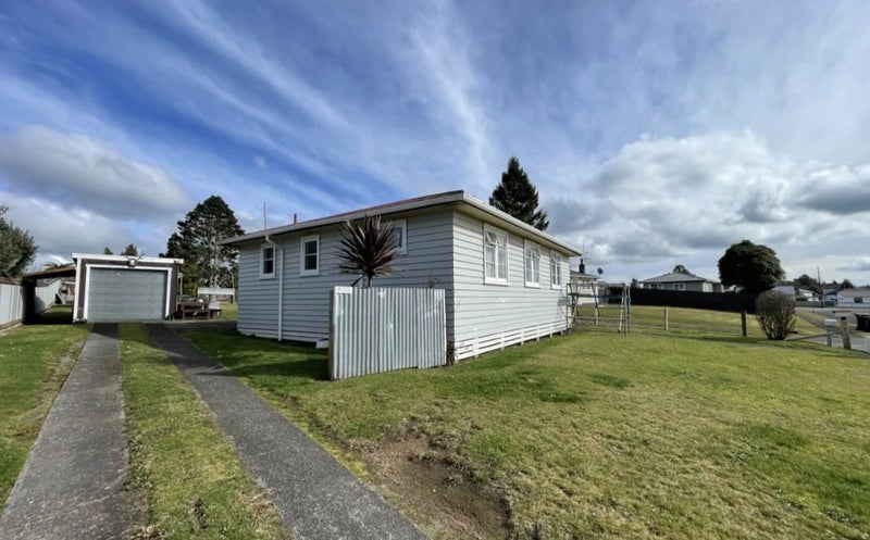 Image 1 of 8