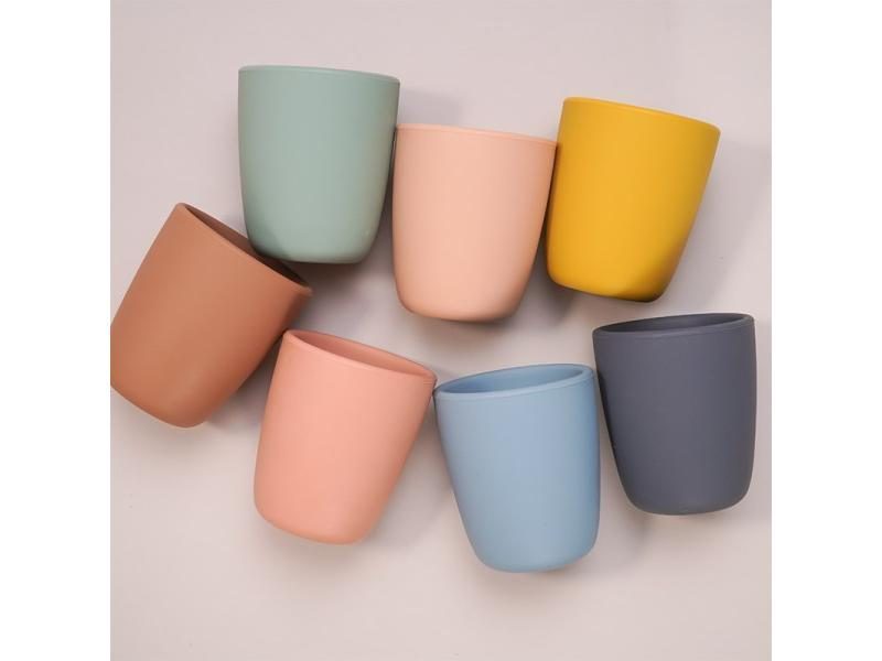 Portable Pure Color Baby Snack Cup Anti Scalding Food Grade Silicone Water Cup Carousel 2